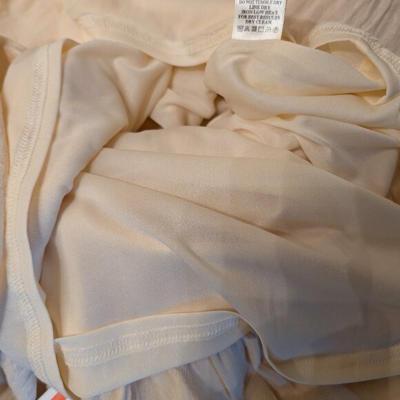 Cream Puff Sleeve Dress Size Large NWT - Picture 10 of 10